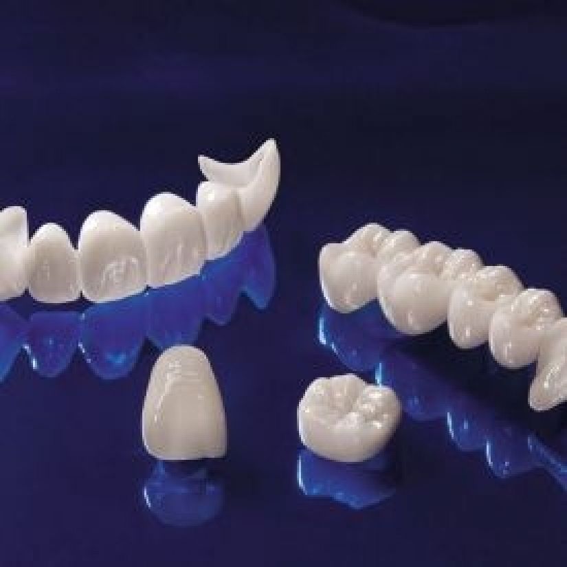 Răng Toàn Sứ Zirconia